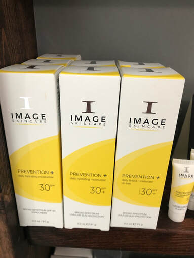 Image Skincare Prevention + Daily Tinted Moisturizer Oil Free